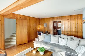 Harrison Getaway w/ Deck & Lake Views!