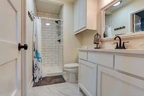 Lake Texoma Vacation Rental: 1 Mi to Boat Ramp!