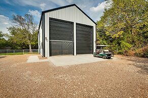 Lake Texoma Vacation Rental: 1 Mi to Boat Ramp!