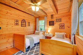 Serene Fancy Gap Cabin Retreat in Private Setting!
