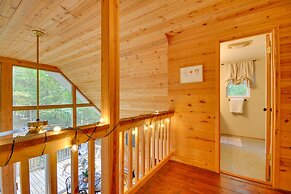 Serene Fancy Gap Cabin Retreat in Private Setting!