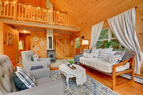 Serene Fancy Gap Cabin Retreat in Private Setting!