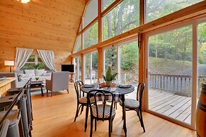 Serene Fancy Gap Cabin Retreat in Private Setting!