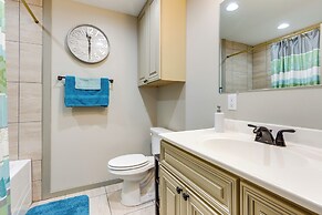 Rural Retreat w/ Covered Porch Near Jackson