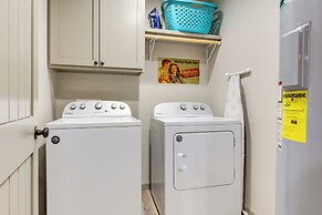 Rural Retreat w/ Covered Porch Near Jackson