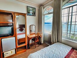 Quang Vinh 2 Hotel