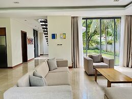 The Ocean Luxury Villa Da Nang