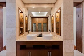 The Ocean Luxury Villa Da Nang