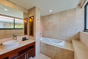 The Ocean Luxury Villa Da Nang