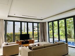 The Ocean Luxury Villa Da Nang
