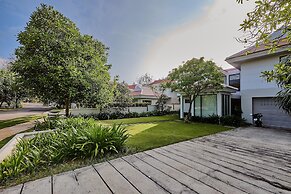 The Ocean Luxury Villa Da Nang