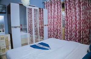 Best Inn Motel MUSINGUZI Frank