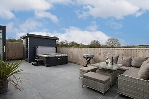 The Paddock - Lovely Cottage With Hot Tub