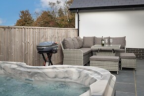 The Paddock - Lovely Cottage With Hot Tub