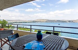 Stunning Sea View Apartment