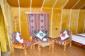 Relaxing Desert Camp