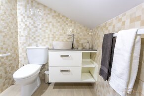 Charming 3-bed House in Funchal