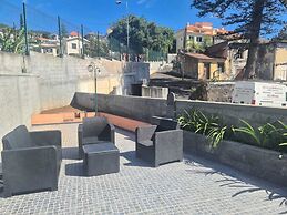 Charming 3-bed House in Funchal
