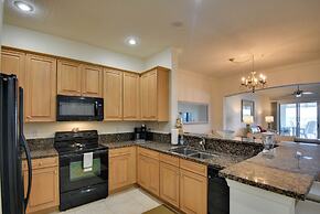 Spacious Palm Coast Condo: Balcony, Beach Access!