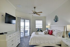 Spacious Palm Coast Condo: Balcony, Beach Access!