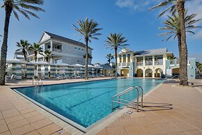 Spacious Palm Coast Condo: Balcony, Beach Access!