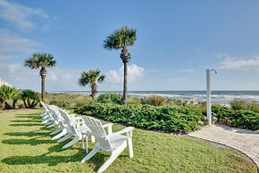 Spacious Palm Coast Condo: Balcony, Beach Access!