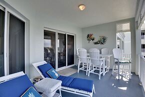 Spacious Palm Coast Condo: Balcony, Beach Access!