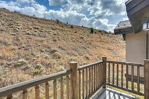 Edwards Townhome ~ 1 Mi to Beaver Creek Resort!