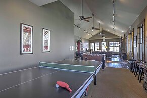 Ski-in/ski-out Granby Townhouse w/ Private Hot Tub