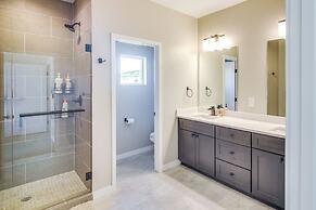 Ski-in/ski-out Granby Townhouse w/ Private Hot Tub