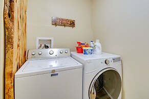 < 2 Mi to Dtwn: Prescott Cabin w/ Furnished Deck