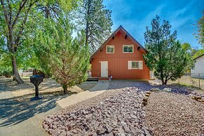 < 2 Mi to Dtwn: Prescott Cabin w/ Furnished Deck