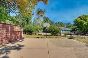 < 2 Mi to Dtwn: Prescott Cabin w/ Furnished Deck