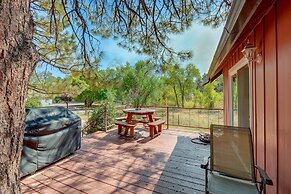 < 2 Mi to Dtwn: Prescott Cabin w/ Furnished Deck