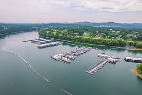 Burnside Vacation Rental, Walk to Lake Cumberland!