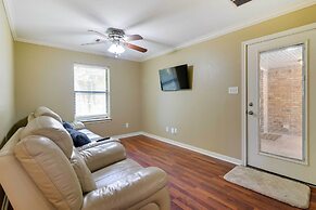 Cozy Texas City Guest House - 5 Mi to Beach!