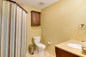 Expansive Texas City Retreat ~ 16 Mi to Galveston!