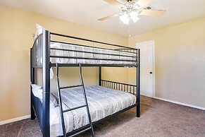 Expansive Texas City Retreat ~ 16 Mi to Galveston!