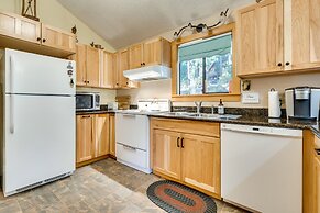 Ronald Cabin w/ Private Deck: Near Cle Elum Lake!