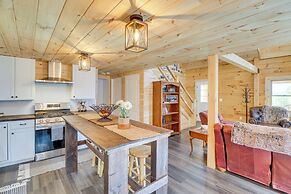 Secluded Cabin w/ Mtn Views ~ 33 Mi to Bigfork!