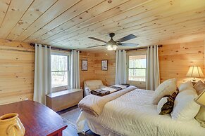 Secluded Cabin w/ Mtn Views ~ 33 Mi to Bigfork!