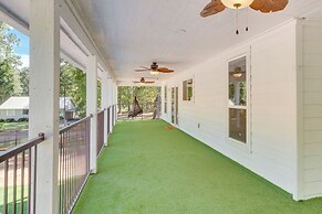 Hemphill Vacation Rental w/ Pool, Walk to Lake!