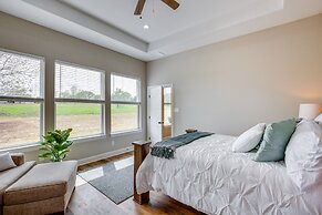 Covered Patio & Yard: Texas Escape in Keene