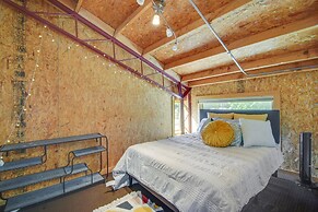 Riverfront Libertyville Retreat w/ Outdoor Kitchen