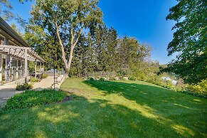 Riverfront Libertyville Retreat w/ Outdoor Kitchen