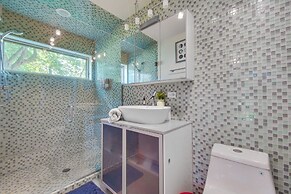 Riverfront Libertyville Retreat w/ Outdoor Kitchen