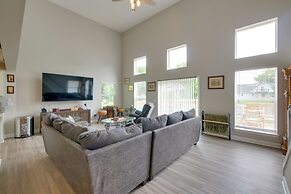 Hot Tub, Lake Access, & Dock: Port Clinton Retreat