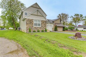 Hot Tub, Lake Access, & Dock: Port Clinton Retreat