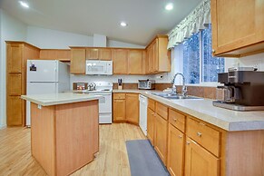 Pet-friendly Cascade Vacation Rental w/ Fire Pit!