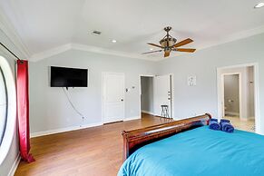 Elegant Houston Home w/ Gazebo & Game Room!